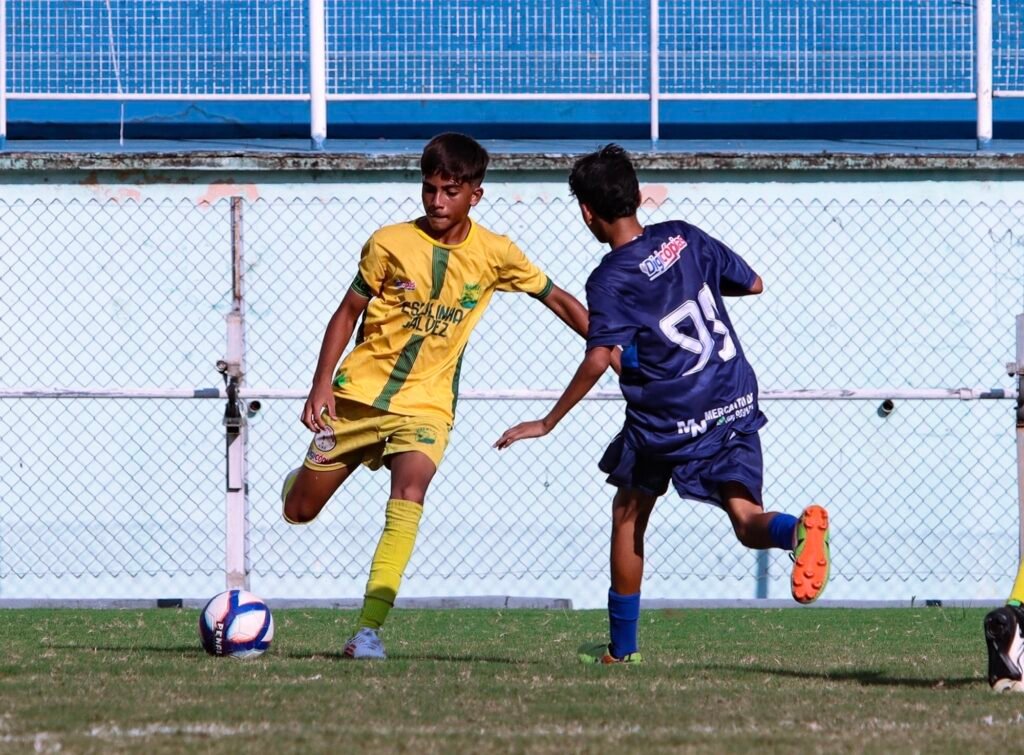 Cruz Azul e Plácido de Castro avançam no Estadual Sub-13