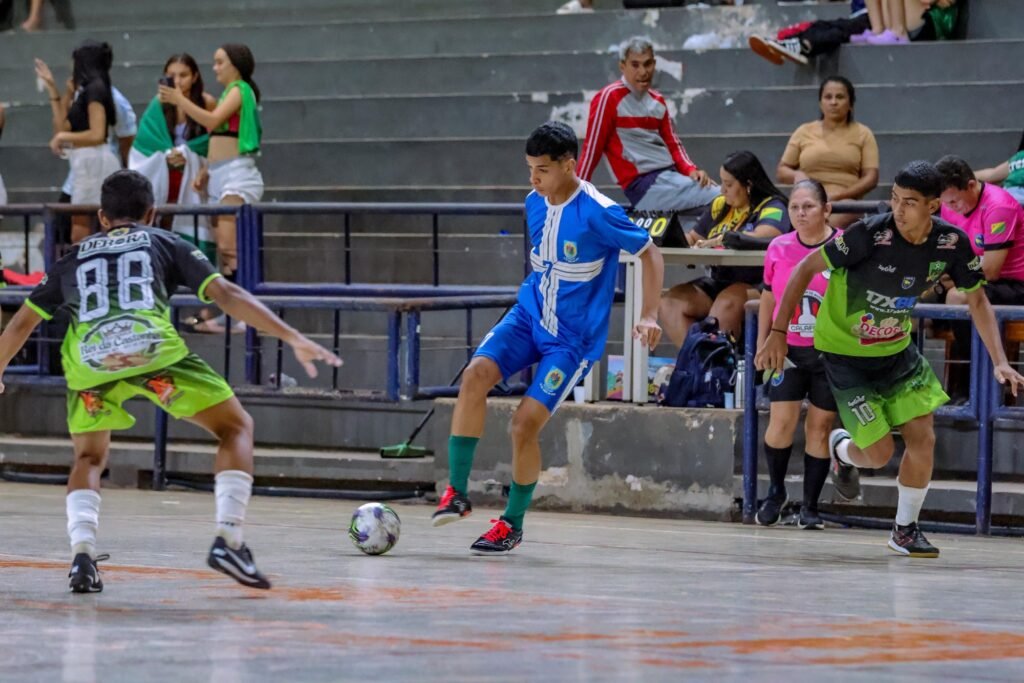 Brasileia e Assermurb fazem duelo isolado no Estadual Sub-20