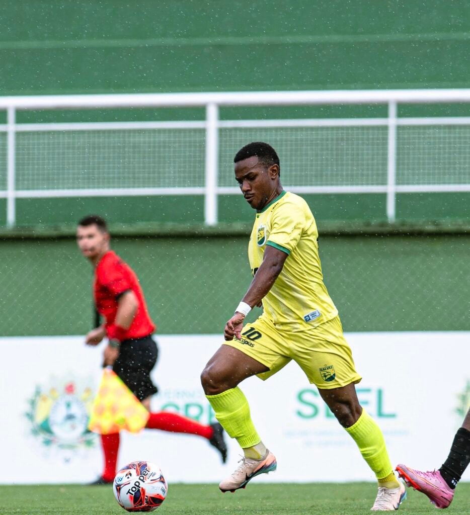 Maurício Carneiro comanda trabalho no Galvez e mira o Guaporé