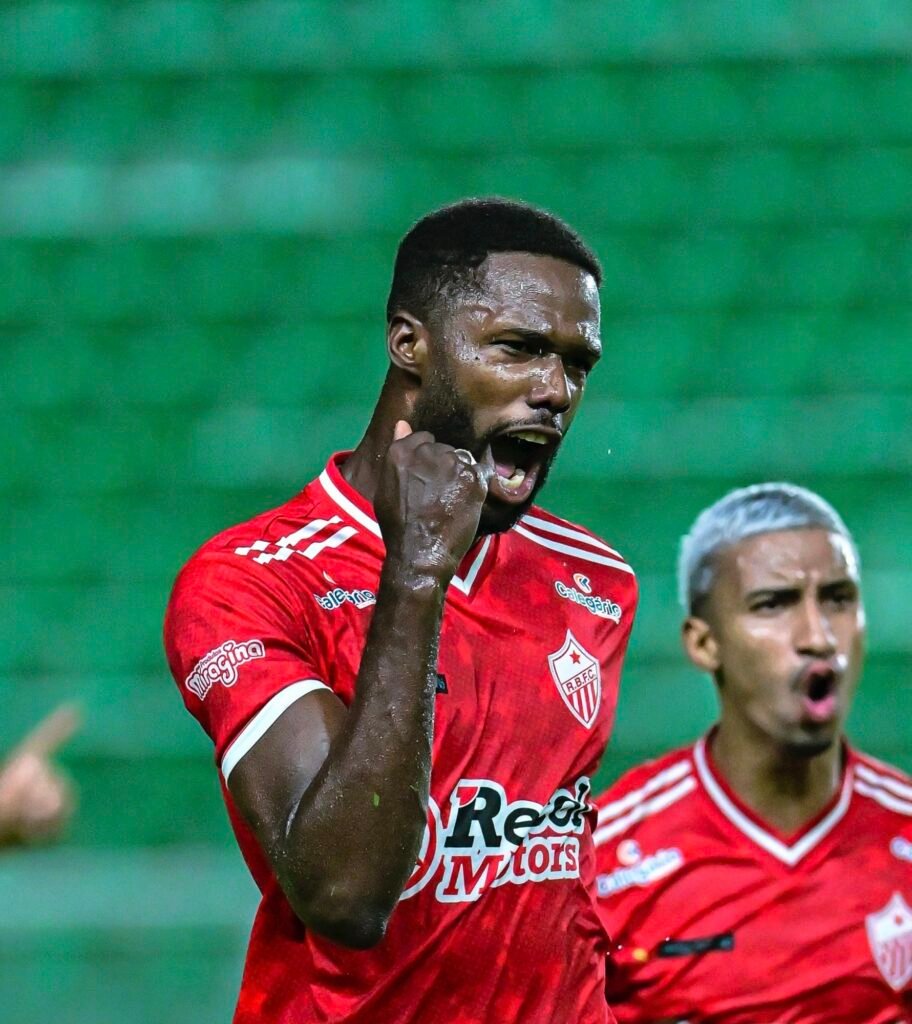 Rio Branco vence a Adesg, volta à liderança e garante classificação para semifinal