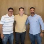 Adem Araújo e o secretário Ney Amorim ajustam detalhes do convênio do futebol