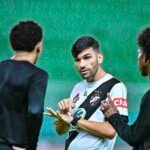 Kinho Brito vai comandar o Vasco na partida decisiva de sábado