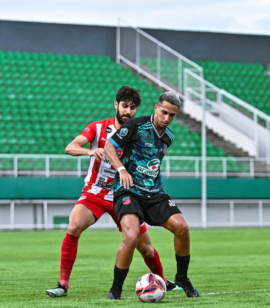 Humaitá e Santa Cruz lutam por vaga na final do Estadual