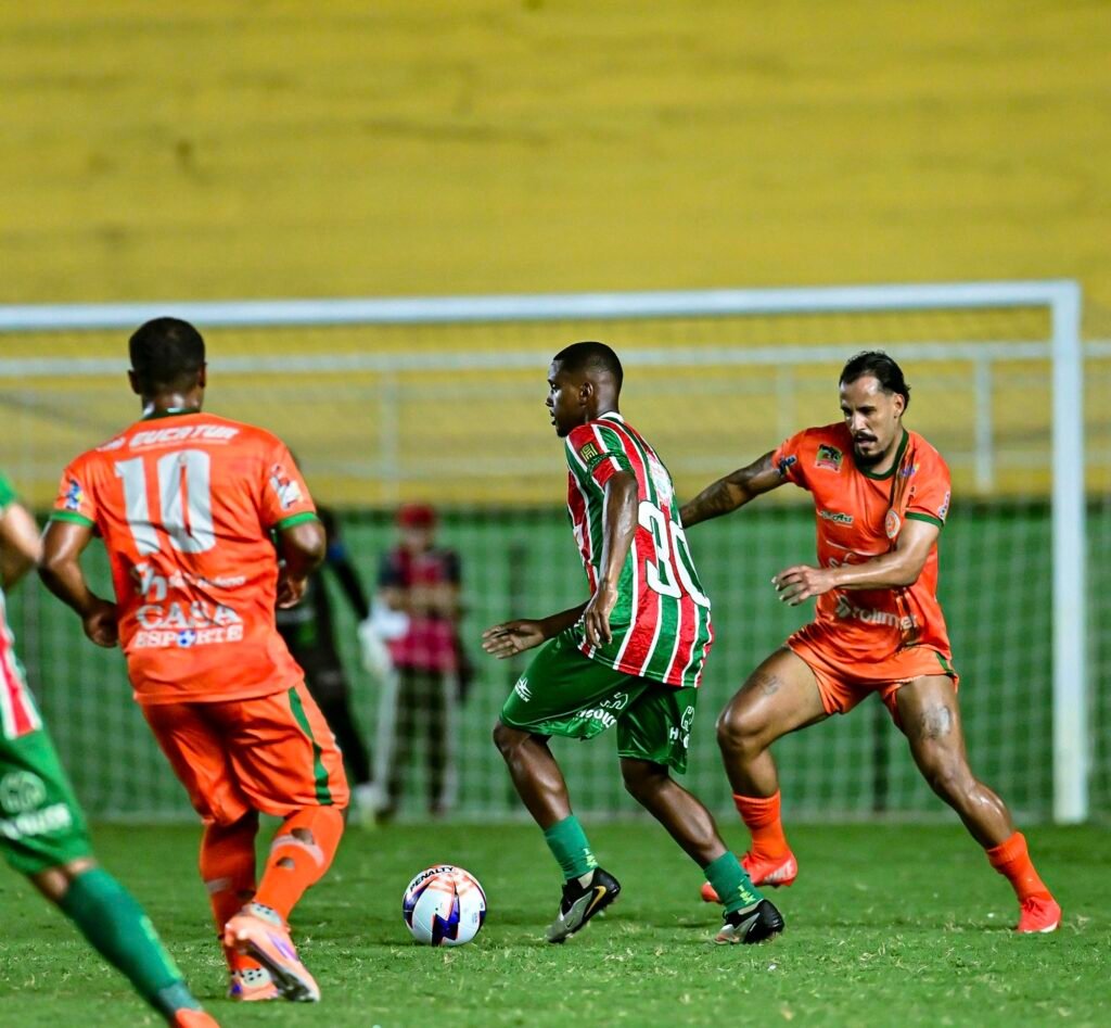 Independência joga abaixo e empata com Guaporé na estreia da Copa Norte