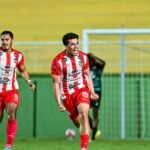 Santa Cruz derrota o Humaitá com gol aos 44 e vai decidir o título