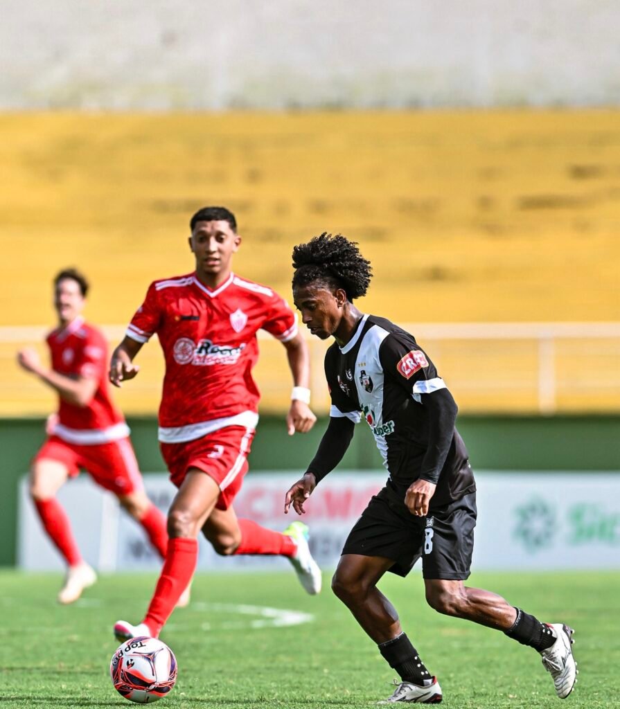 São Francisco e Vasco fazem partida na luta contra o rebaixamento