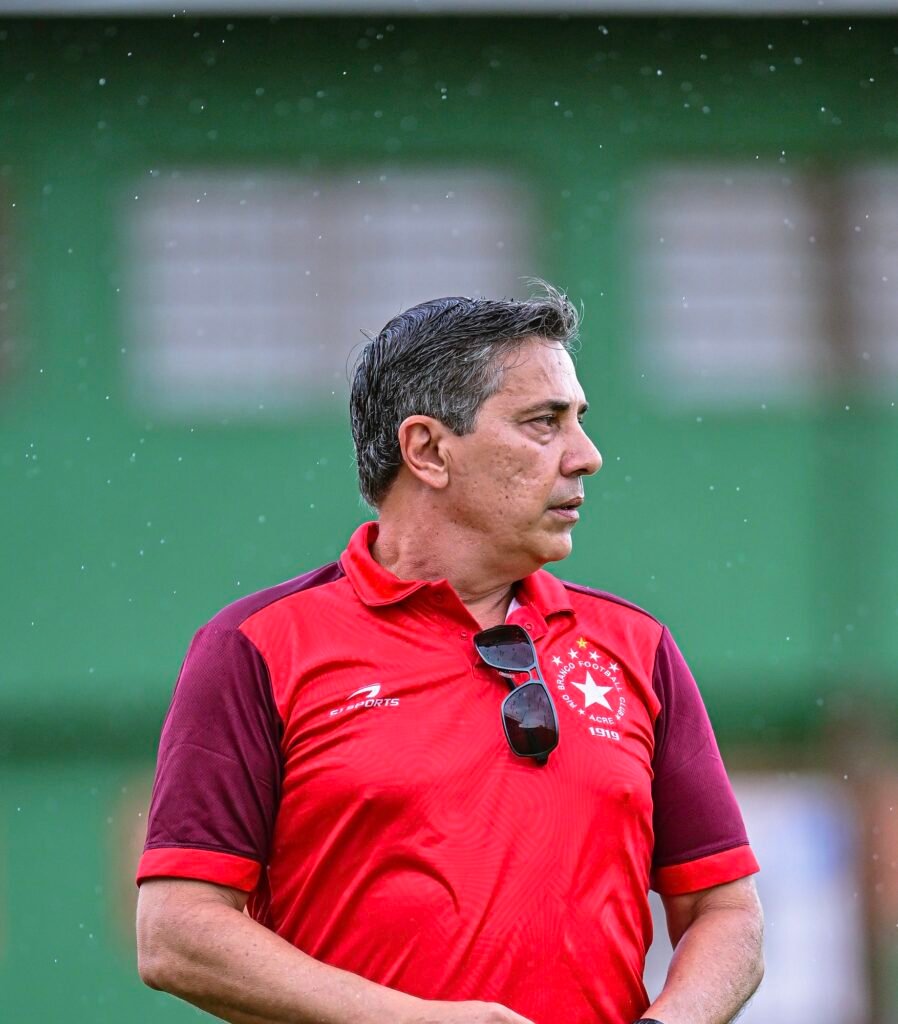 Ulisses Torres começa a montagem do Rio Branco visando semifinal