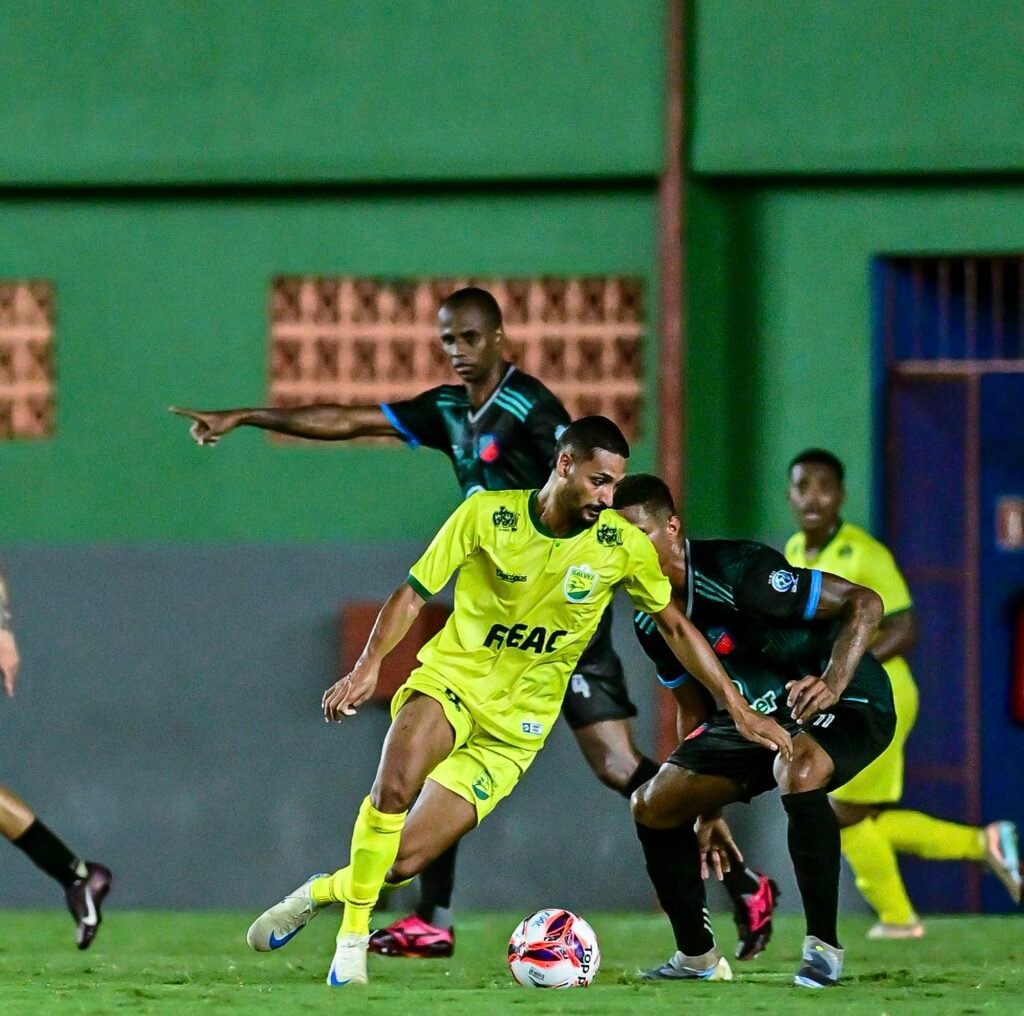 Galvez joga contra o Humaitá por vaga dentro do G4
