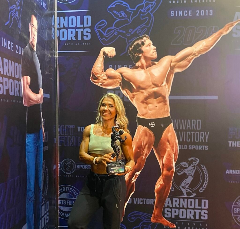 Salina Paula é vice-campeã do Arnold Sports na categoria 40+