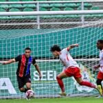 Santa Cruz bate o São Francisco e segue invicto no Estadual