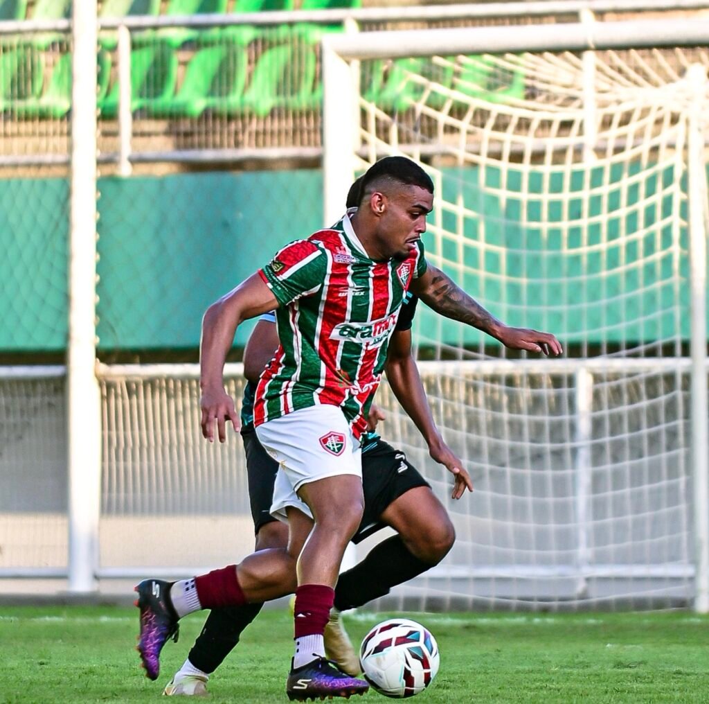 Independência bate o Humaitá e avança no Campeonato Brasileiro