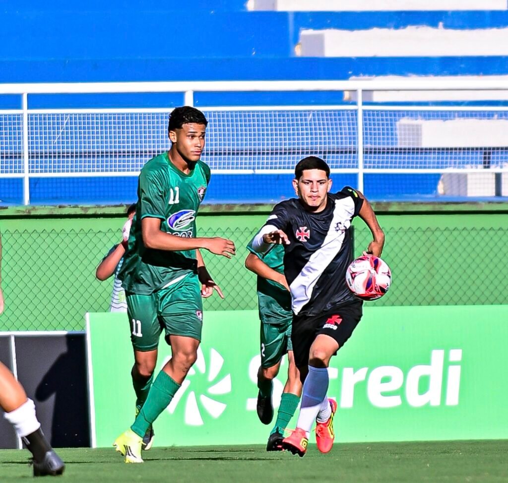 Vasco e Náuas em um confronto na parte debaixo da tabela do Estadual
