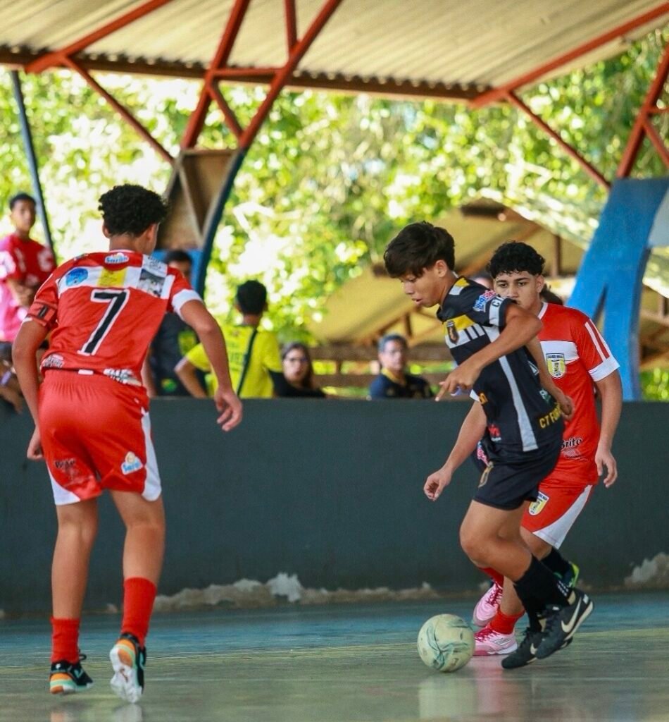 Furacão do Norte empata com a Escola Galvez e é semifinalista da Copa Casquinha Sub-13