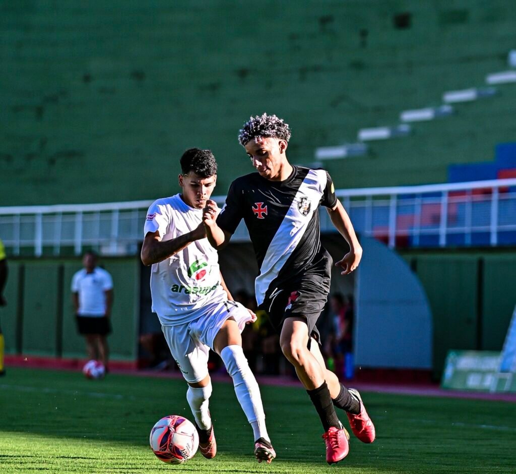 Vasco bate o Náuas e vence a 1ª vitória no Campeonato Estadual