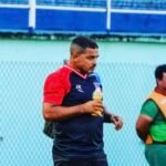 Erismeu Silva dirige o São Francisco no duelo de sábado no Estadual