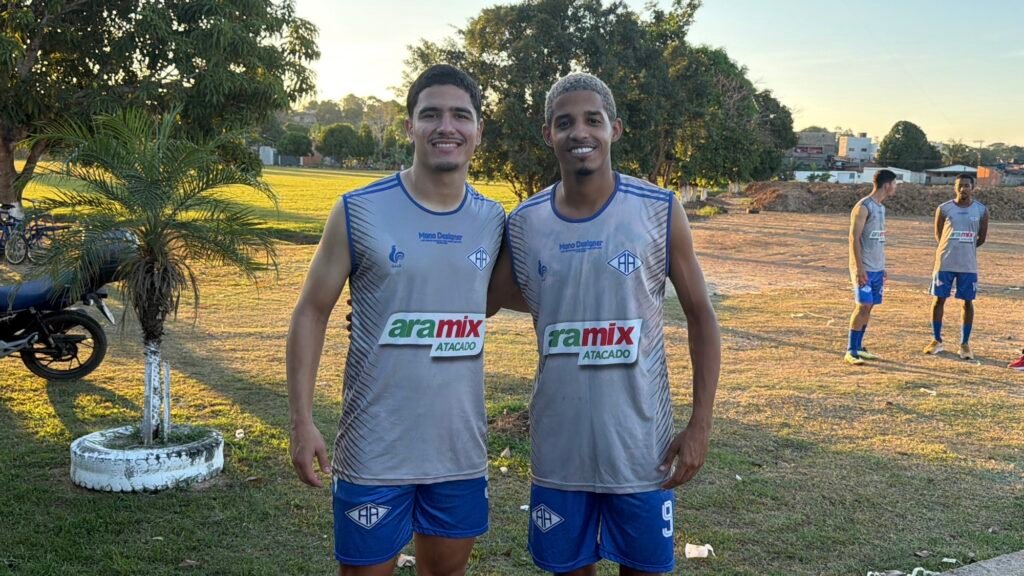 Diretoria do Atlético apresenta elenco e quer volta a 1ª Divisão do Estadual