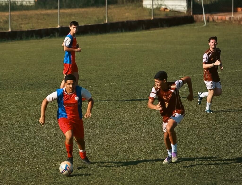 Open de Futebol Rio Branco terá duelos semifinais no Florestinha