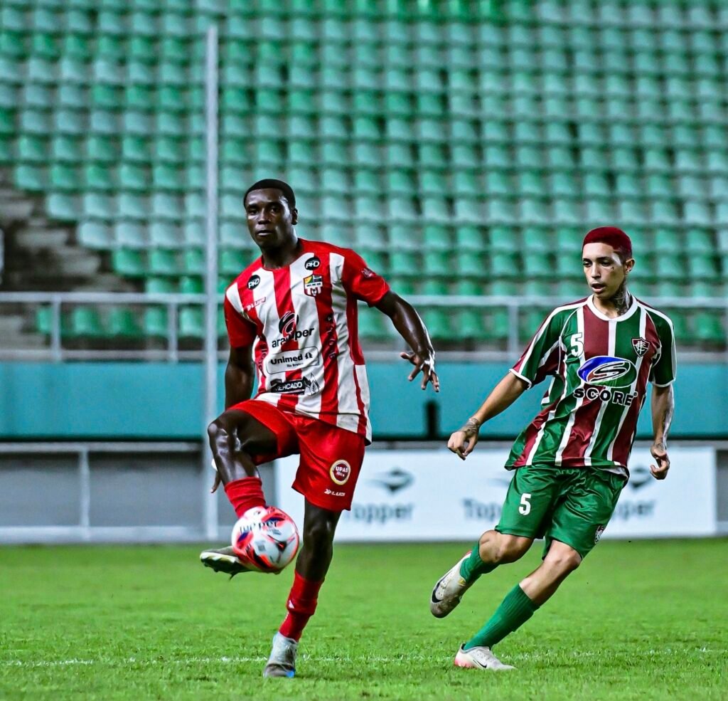 Santa Cruz faz treinamento e Pedro Balu pode mudar a equipe