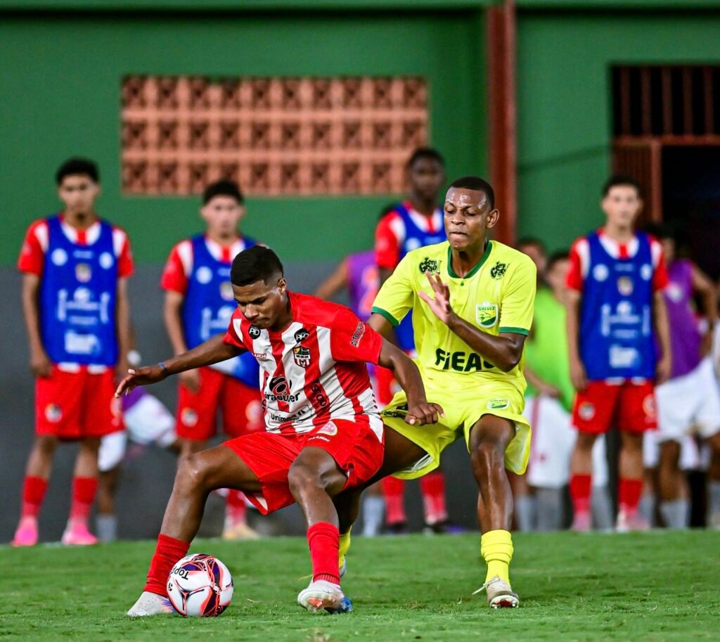 Santa Cruz bate o Galvez e aumenta vantagem para ser finalista do Estadual