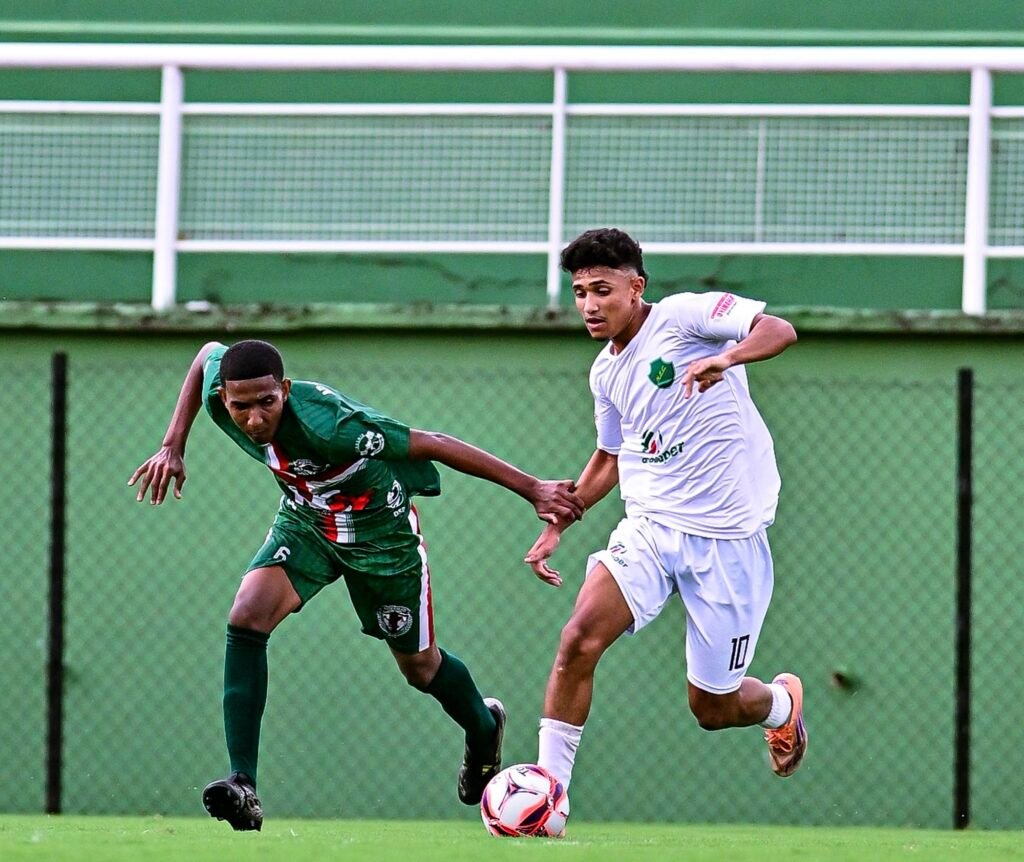 Náuas “atropela” a Assermurb e vence a 1ª no Campeonato Estadual
