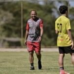 Elenco do Plácido de Castro faz treino tático e Pedro Balu pensa na estreia